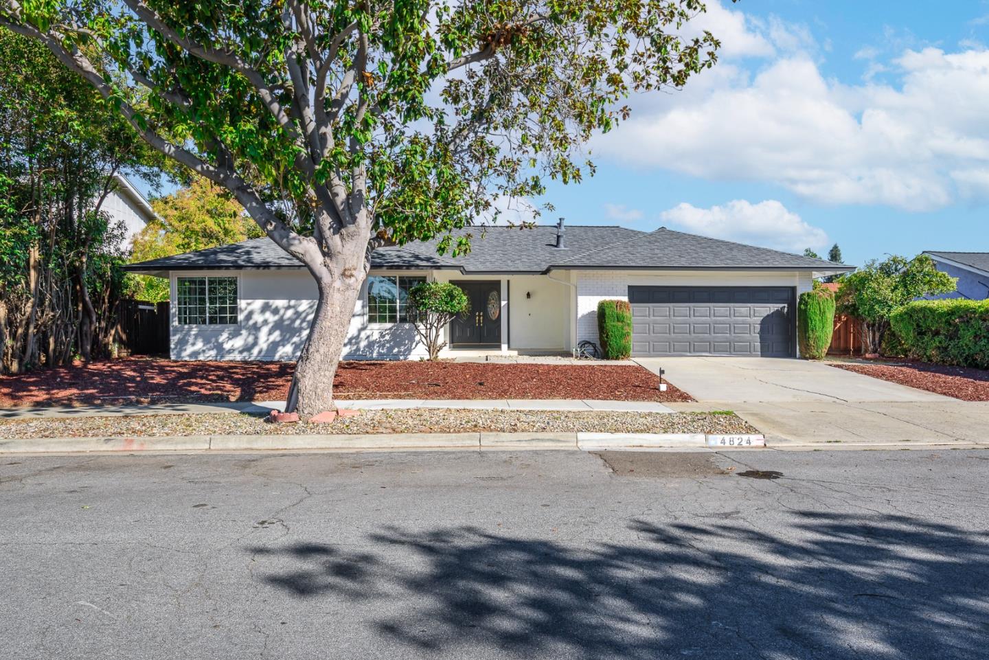 Detail Gallery Image 21 of 24 For 4824 Rue Calais, San Jose,  CA 95136 - 4 Beds | 2 Baths