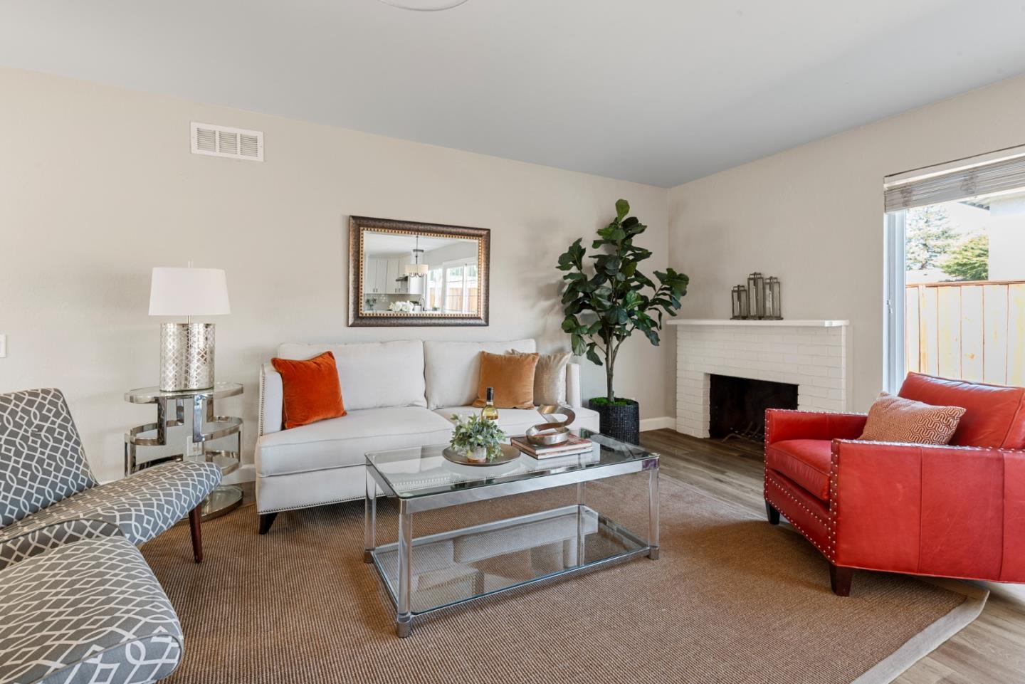 Detail Gallery Image 3 of 24 For 4824 Rue Calais, San Jose,  CA 95136 - 4 Beds | 2 Baths