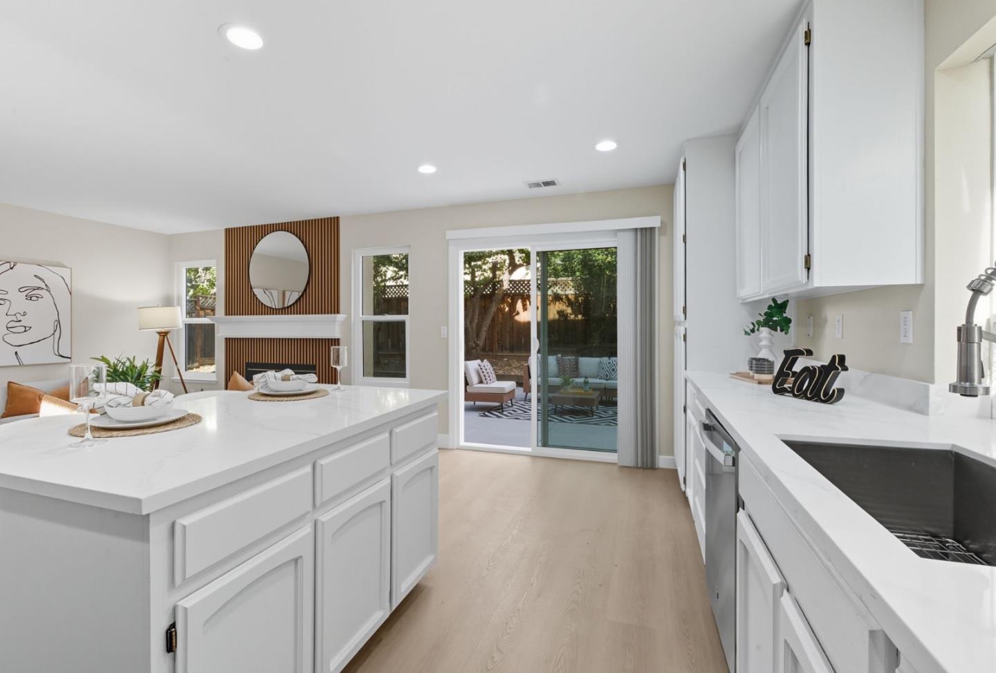 Detail Gallery Image 13 of 30 For 2666 Hesselbein Way, San Jose,  CA 95148 - 4 Beds | 3 Baths