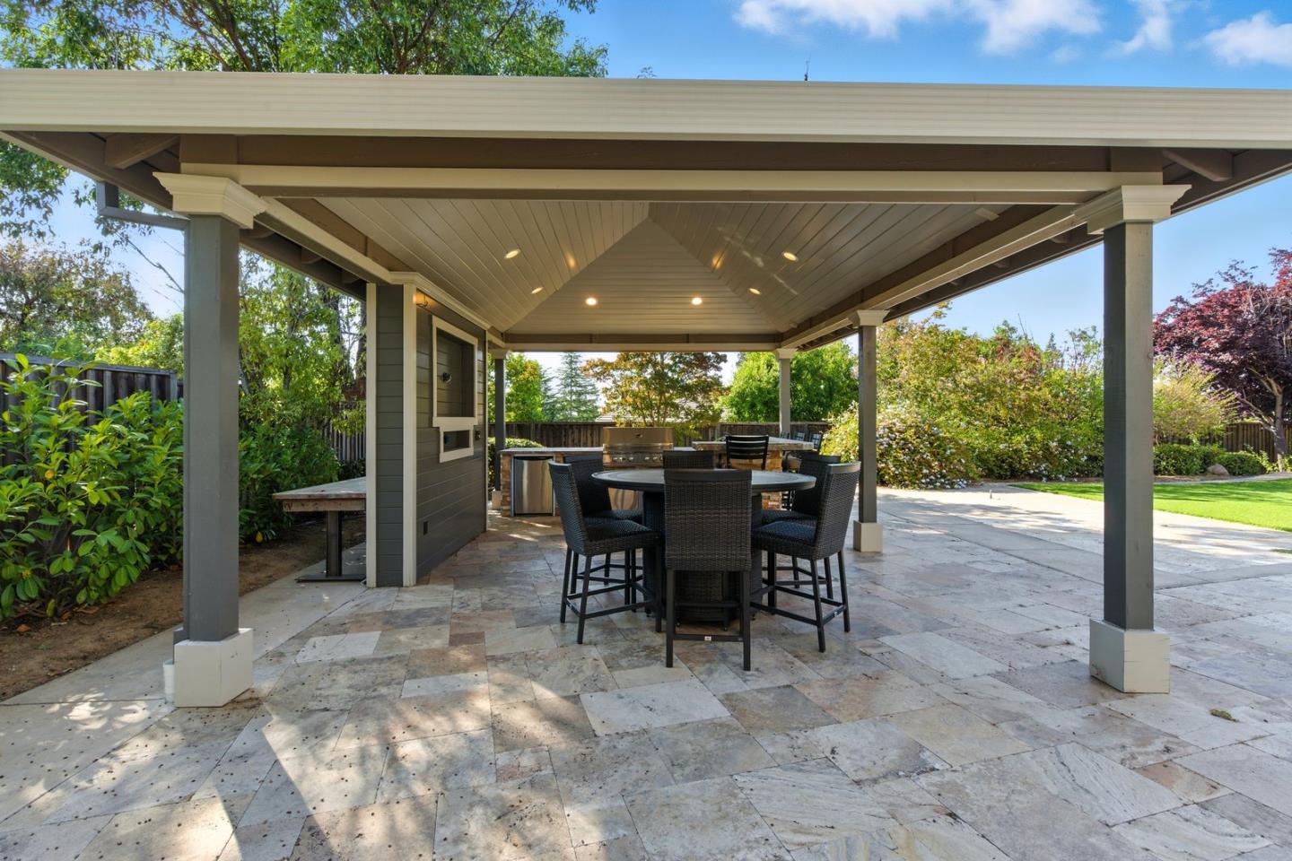 Detail Gallery Image 36 of 38 For 3165 Meadowlands Ln, San Jose,  CA 95135 - 4 Beds | 3 Baths