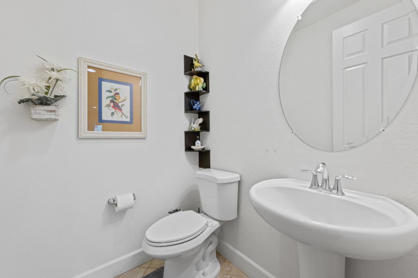 Detail Gallery Image 13 of 34 For 1145 Oak Brook Way, Gilroy,  CA 95020 - 5 Beds | 4/1 Baths