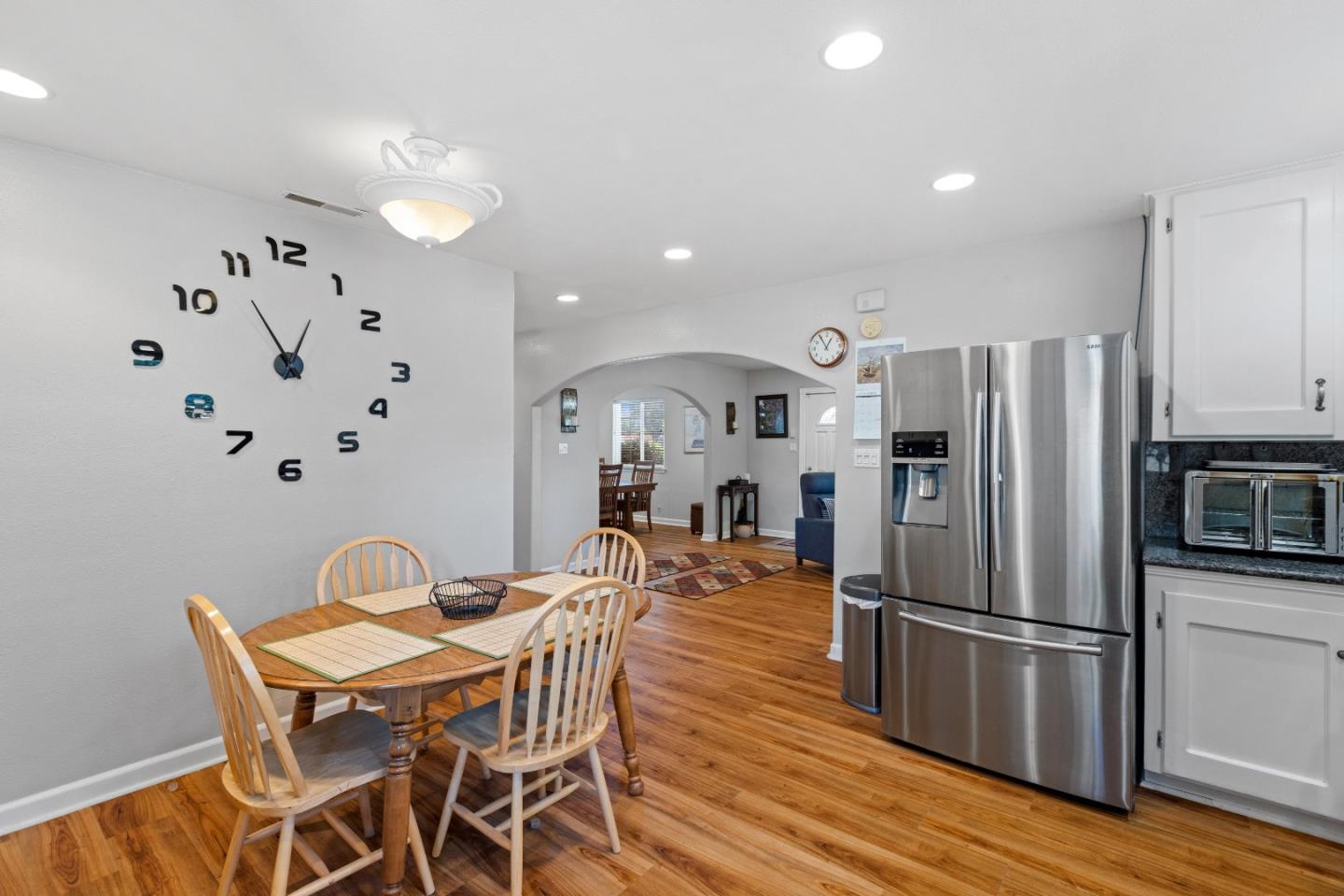 Detail Gallery Image 10 of 27 For 318 Doris Ave, San Jose,  CA 95127 - 4 Beds | 2 Baths