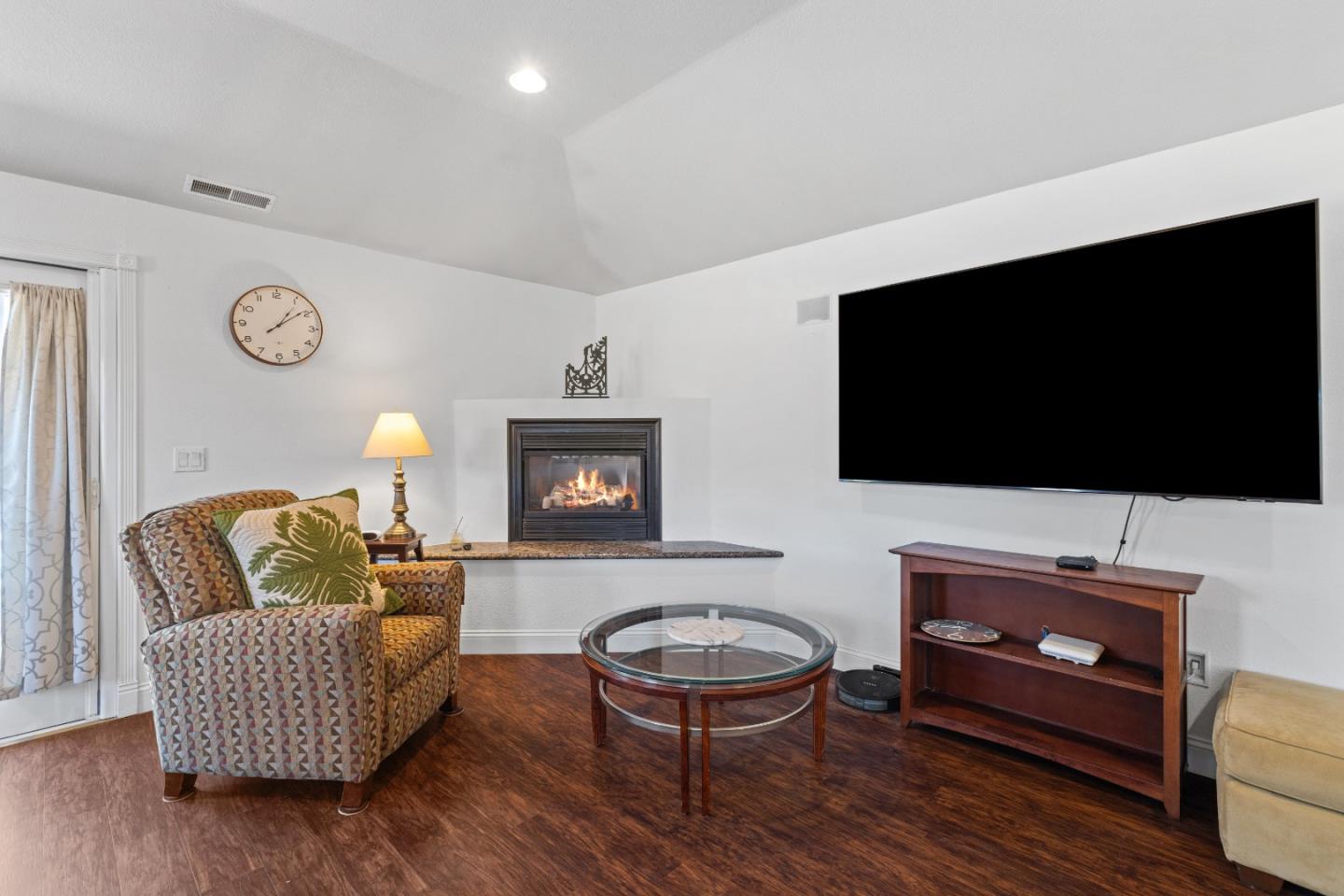 Detail Gallery Image 15 of 27 For 318 Doris Ave, San Jose,  CA 95127 - 4 Beds | 2 Baths