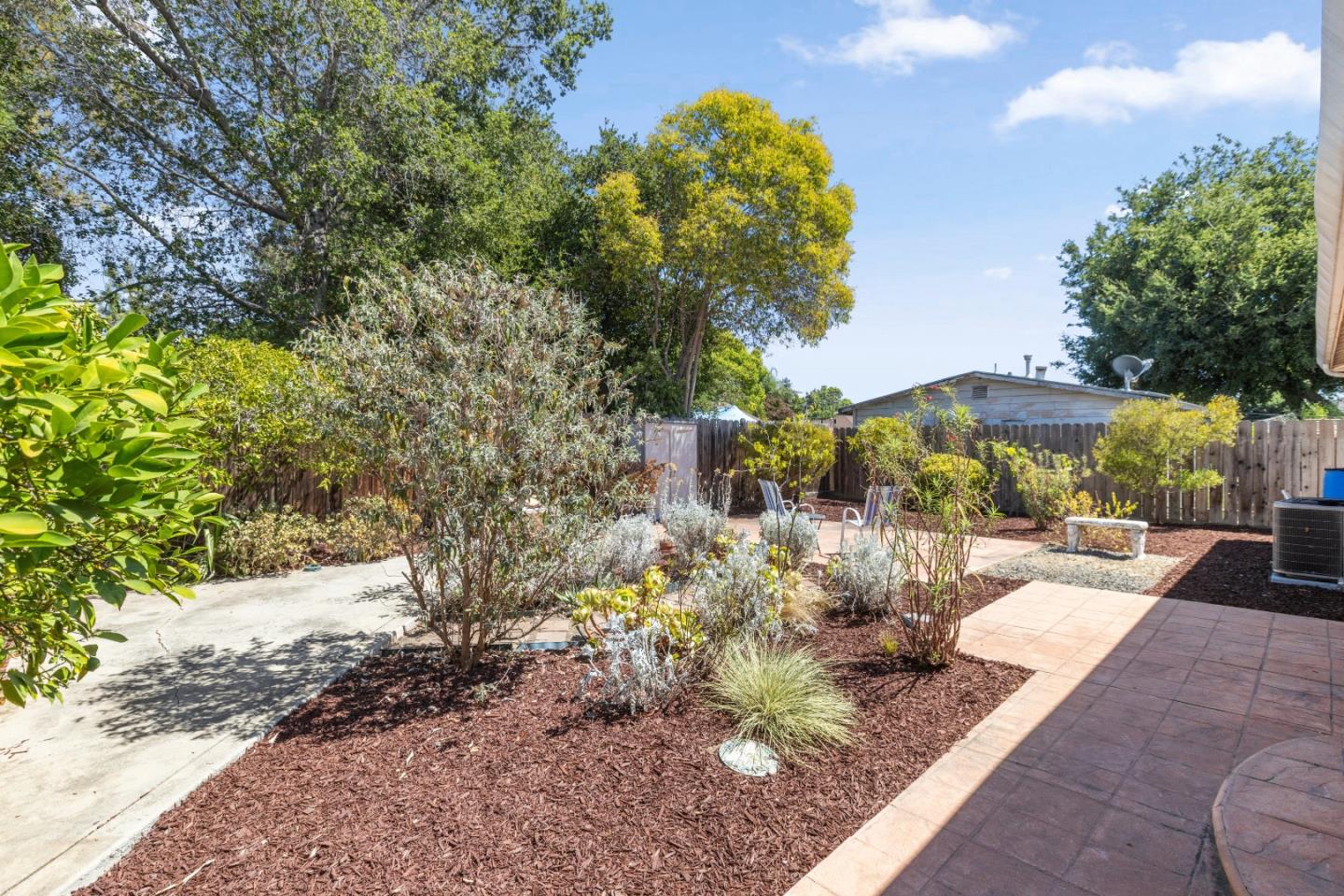 Detail Gallery Image 25 of 27 For 318 Doris Ave, San Jose,  CA 95127 - 4 Beds | 2 Baths
