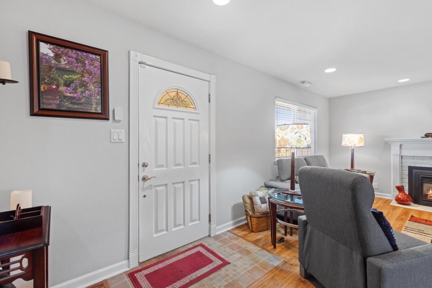 Detail Gallery Image 3 of 27 For 318 Doris Ave, San Jose,  CA 95127 - 4 Beds | 2 Baths