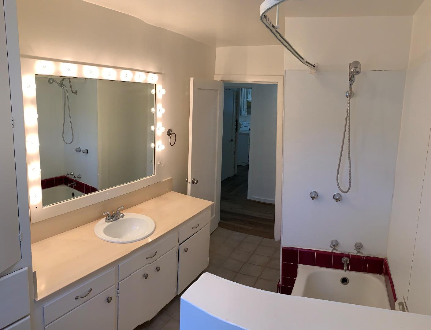 Detail Gallery Image 12 of 33 For 32 via Ventura, Monterey,  CA 93940 - – Beds | – Baths