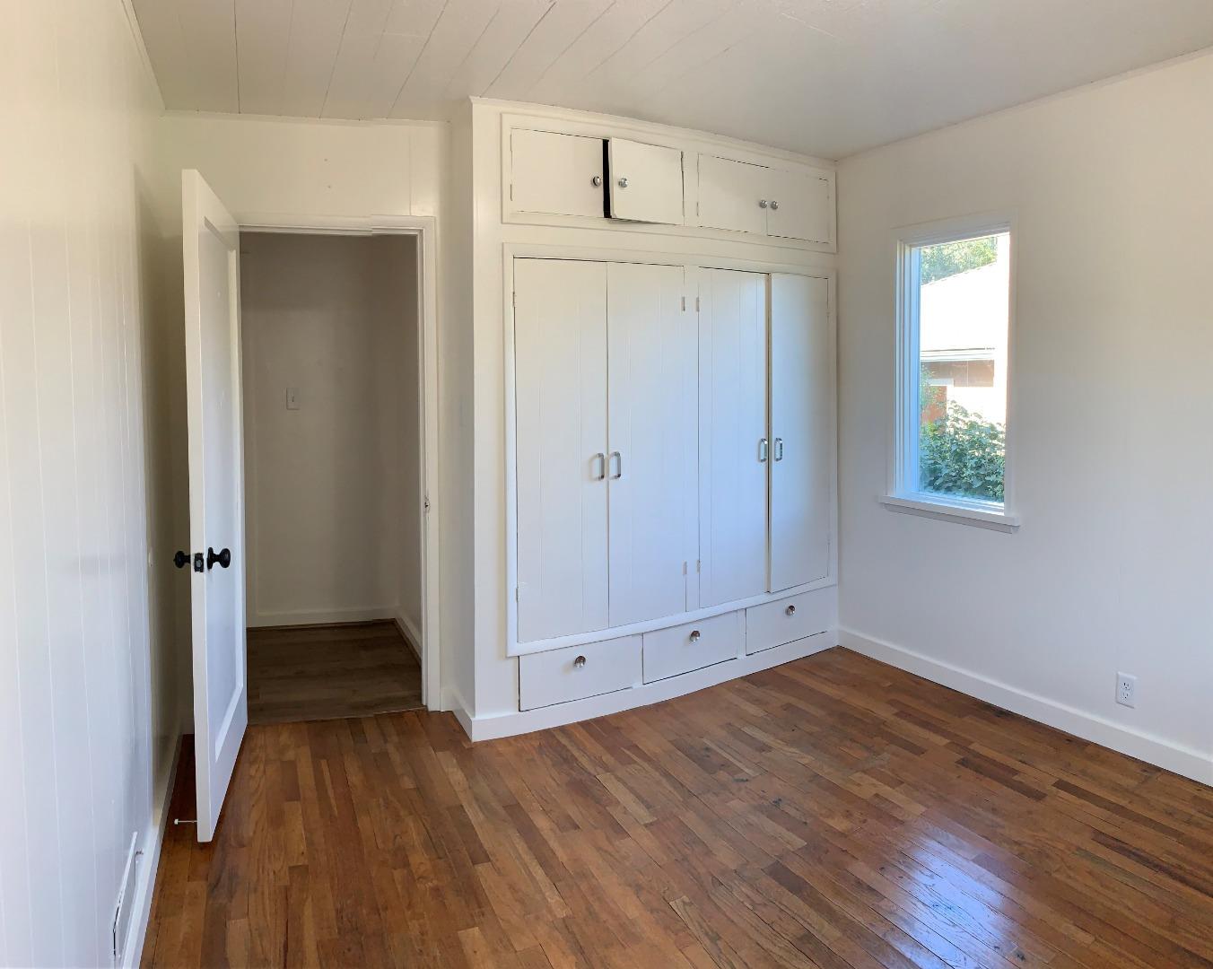 Detail Gallery Image 14 of 33 For 32 via Ventura, Monterey,  CA 93940 - – Beds | – Baths