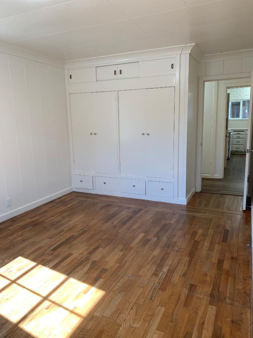 Detail Gallery Image 9 of 33 For 32 via Ventura, Monterey,  CA 93940 - – Beds | – Baths