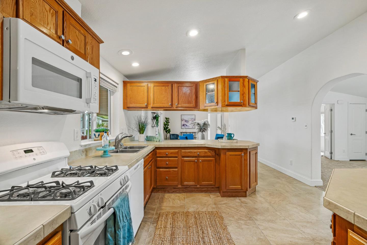 Detail Gallery Image 20 of 43 For 17779 Vierra Canyon Rd #33,  Salinas,  CA 93907 - 4 Beds | 2 Baths