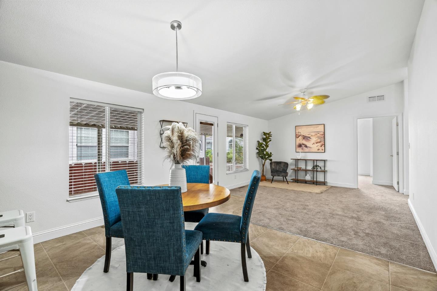 Detail Gallery Image 24 of 43 For 17779 Vierra Canyon Rd #33,  Salinas,  CA 93907 - 4 Beds | 2 Baths