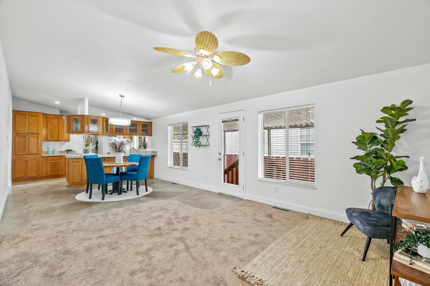 Detail Gallery Image 26 of 43 For 17779 Vierra Canyon Rd #33,  Salinas,  CA 93907 - 4 Beds | 2 Baths