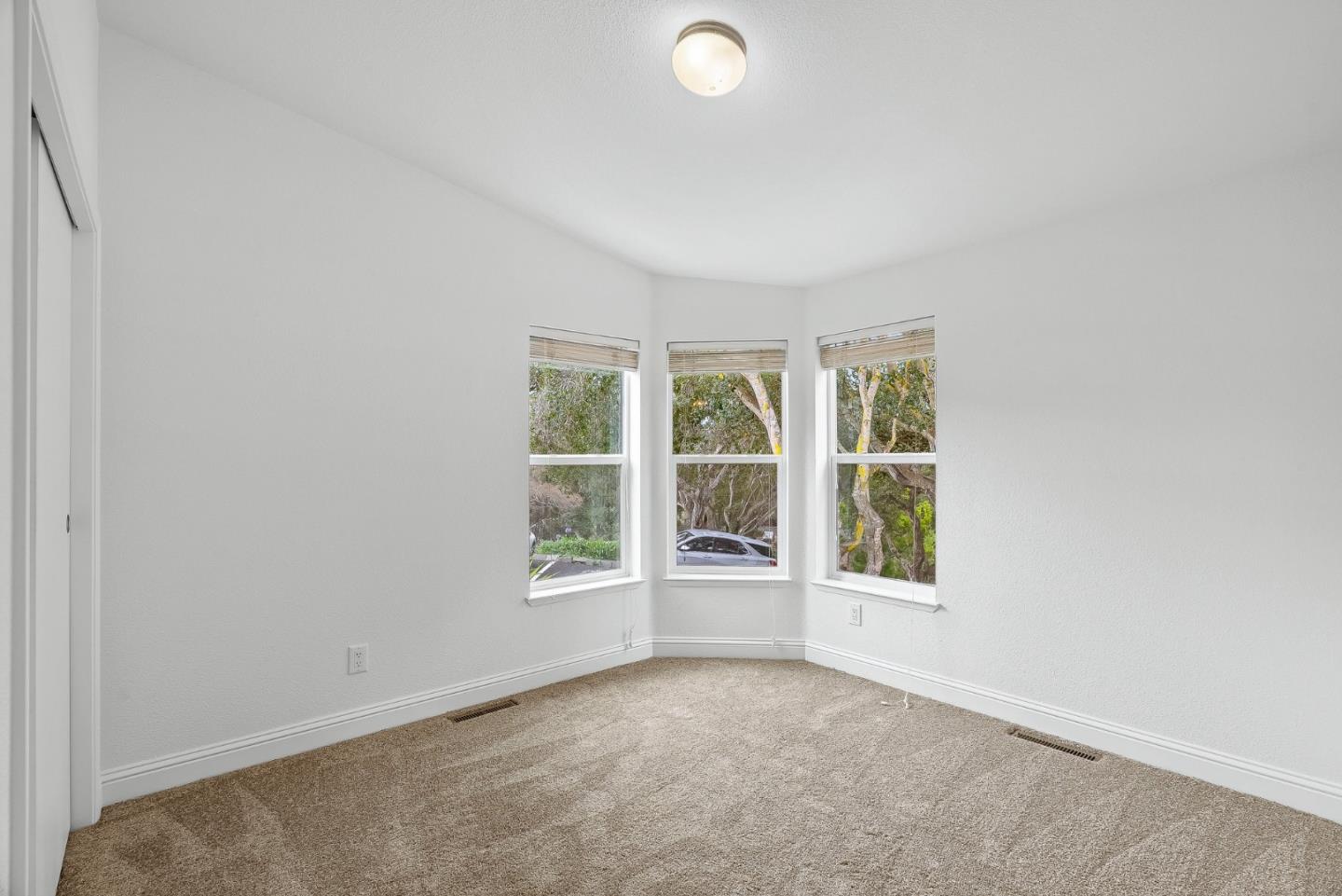 Detail Gallery Image 29 of 43 For 17779 Vierra Canyon Rd #33,  Salinas,  CA 93907 - 4 Beds | 2 Baths