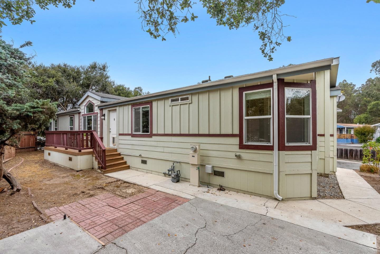Detail Gallery Image 9 of 43 For 17779 Vierra Canyon Rd #33,  Salinas,  CA 93907 - 4 Beds | 2 Baths
