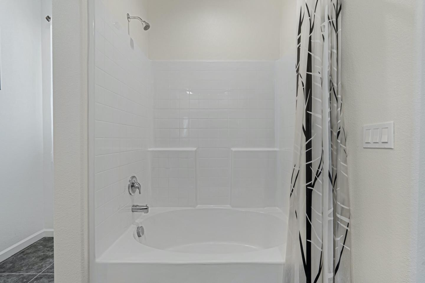Detail Gallery Image 27 of 46 For 3076 Palomino Way, Hollister,  CA 95023 - 5 Beds | 3/1 Baths