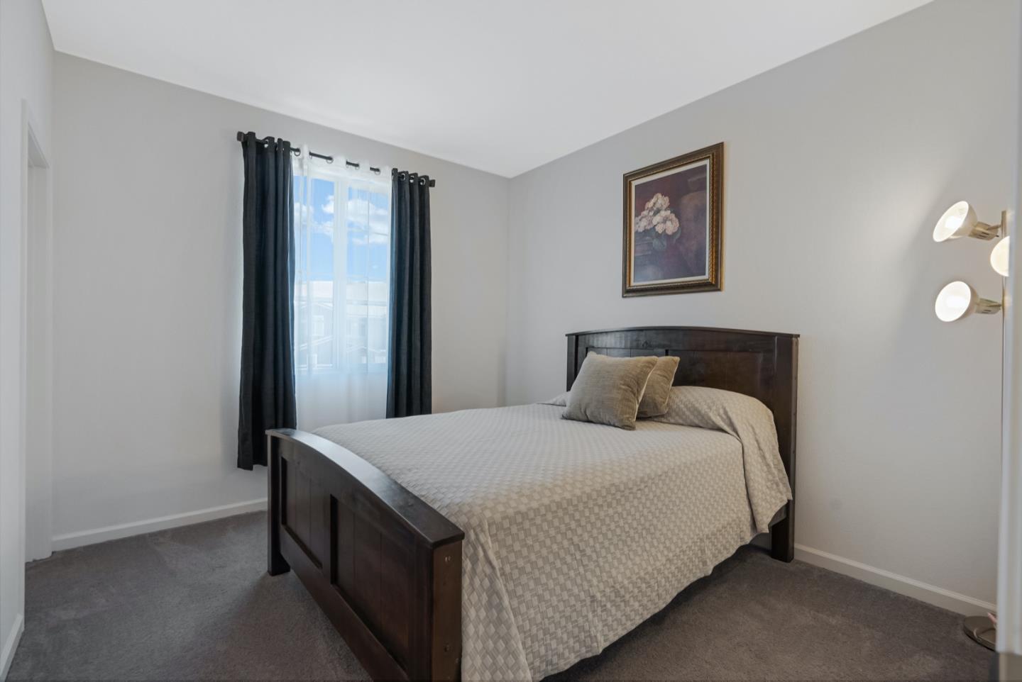 Detail Gallery Image 32 of 46 For 3076 Palomino Way, Hollister,  CA 95023 - 5 Beds | 3/1 Baths
