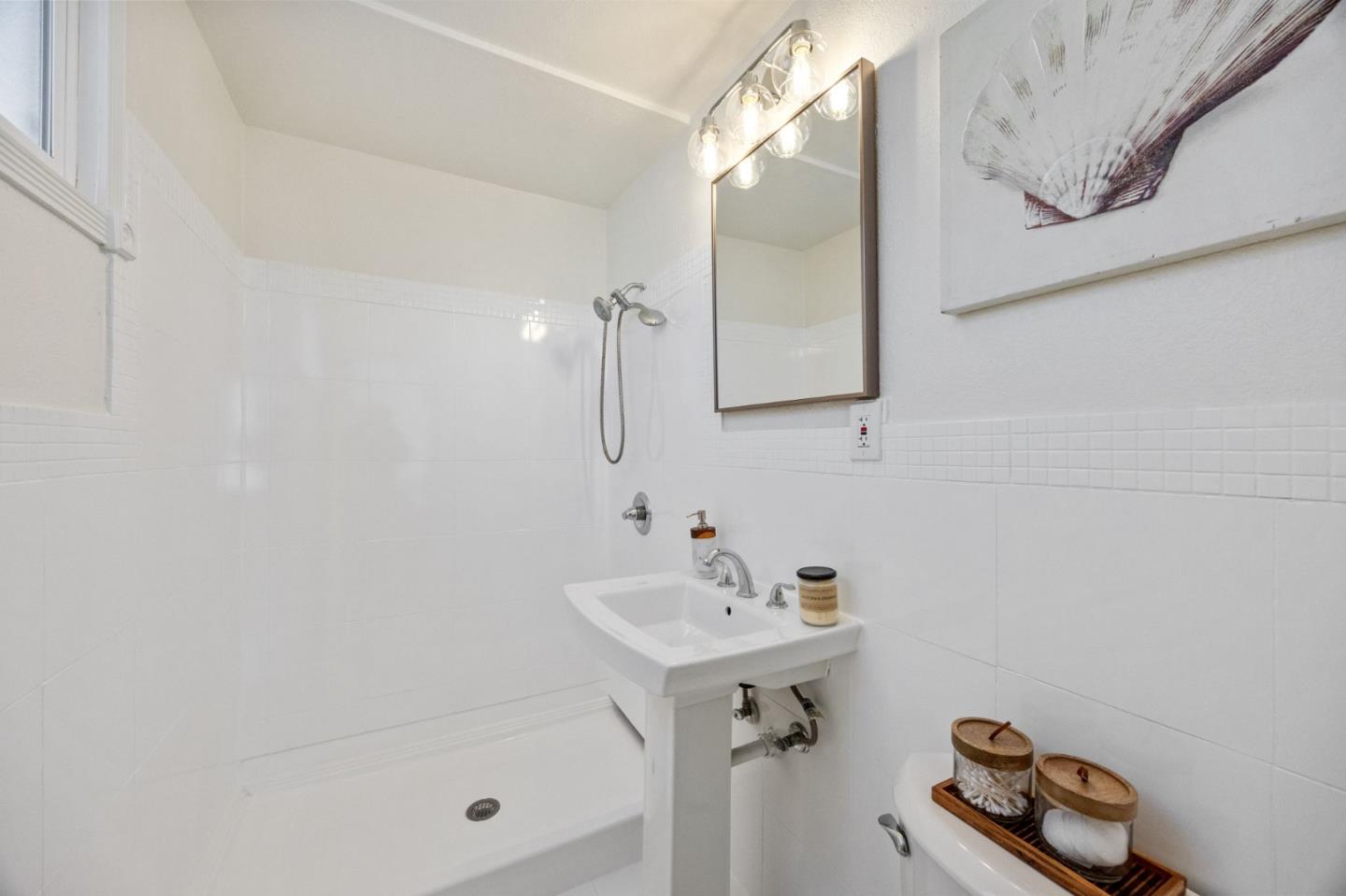Detail Gallery Image 20 of 43 For 88 Menlo Ave, Daly City,  CA 94015 - 3 Beds | 3 Baths