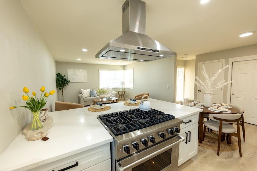 Detail Gallery Image 10 of 22 For 1455 Yosemite St, Seaside,  CA 93955 - 3 Beds | 2 Baths
