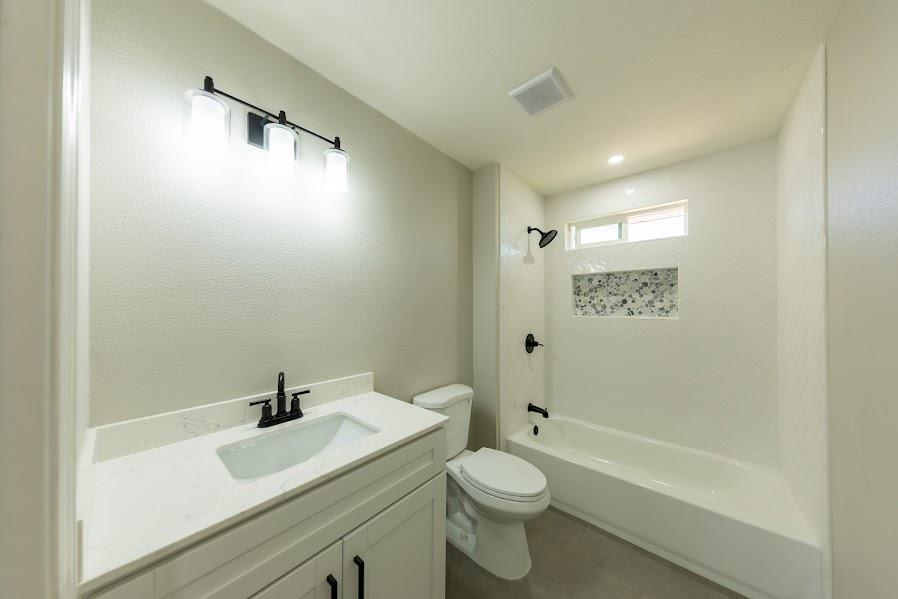 Detail Gallery Image 14 of 22 For 1455 Yosemite St, Seaside,  CA 93955 - 3 Beds | 2 Baths