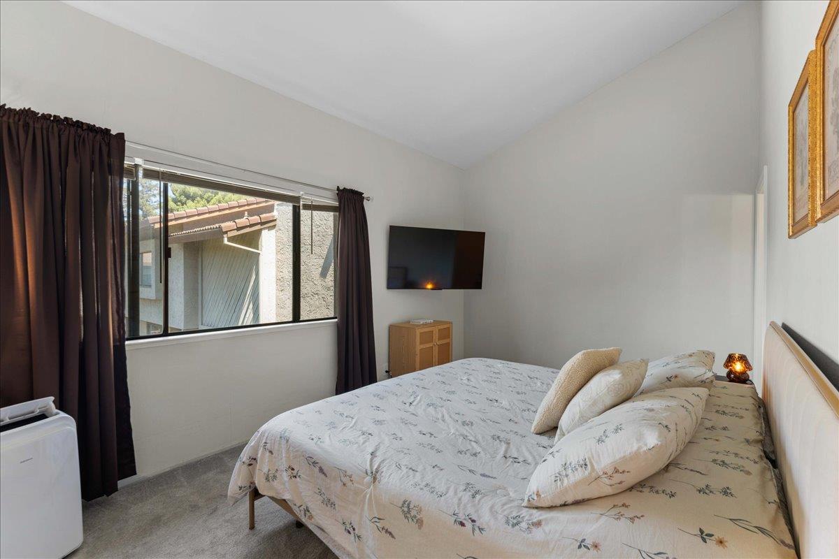 Detail Gallery Image 15 of 28 For 1321 Fruitdale Ave, San Jose,  CA 95126 - 3 Beds | 2/1 Baths