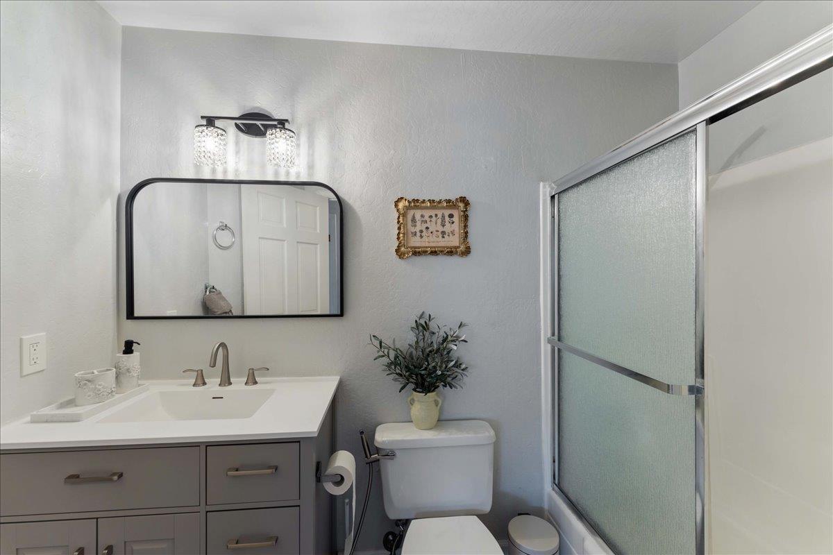 Detail Gallery Image 20 of 28 For 1321 Fruitdale Ave, San Jose,  CA 95126 - 3 Beds | 2/1 Baths