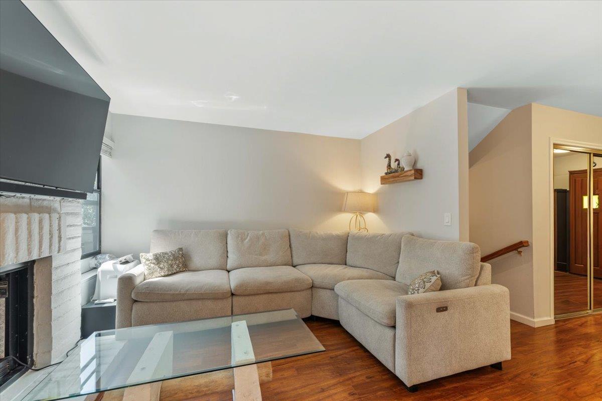 Detail Gallery Image 7 of 28 For 1321 Fruitdale Ave, San Jose,  CA 95126 - 3 Beds | 2/1 Baths