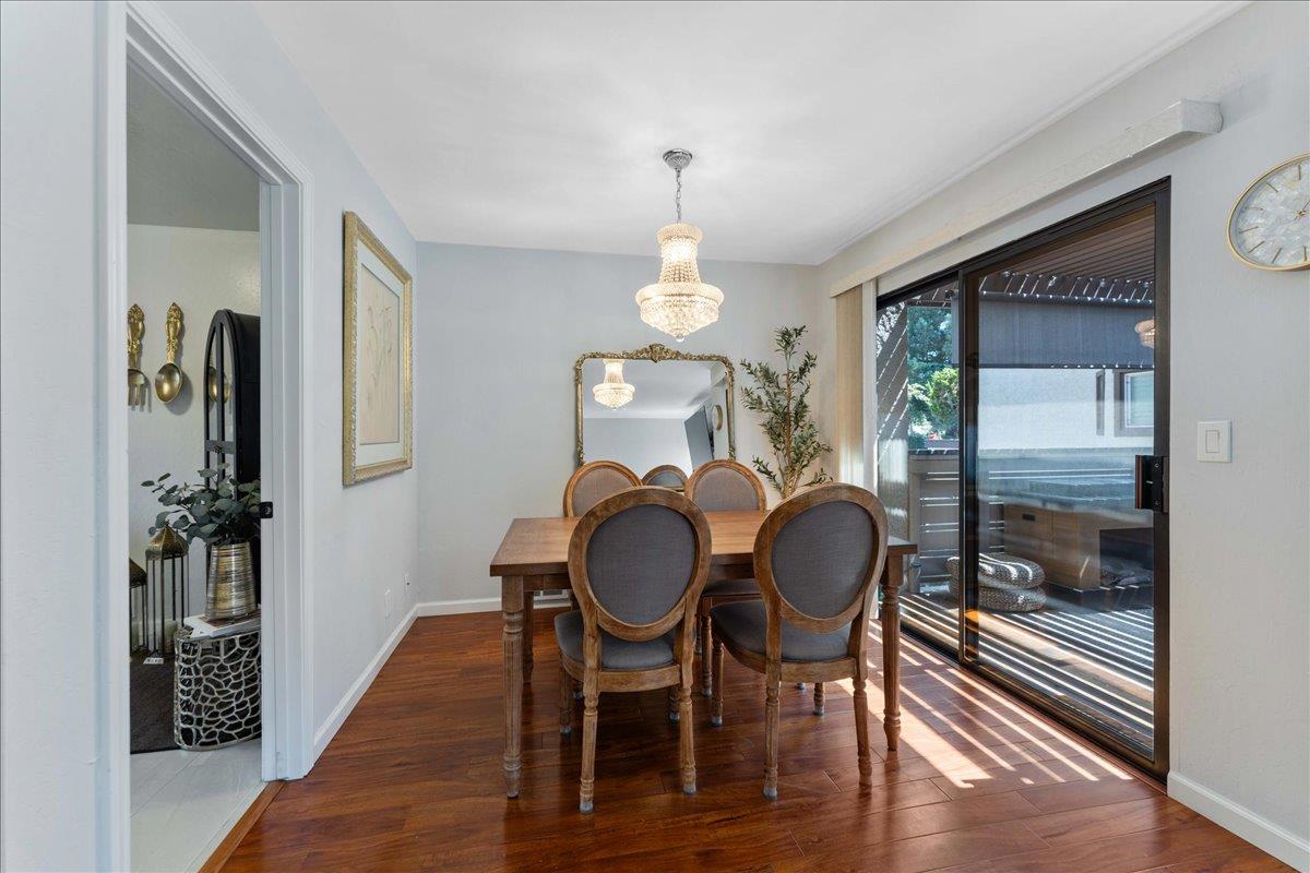 Detail Gallery Image 8 of 28 For 1321 Fruitdale Ave, San Jose,  CA 95126 - 3 Beds | 2/1 Baths
