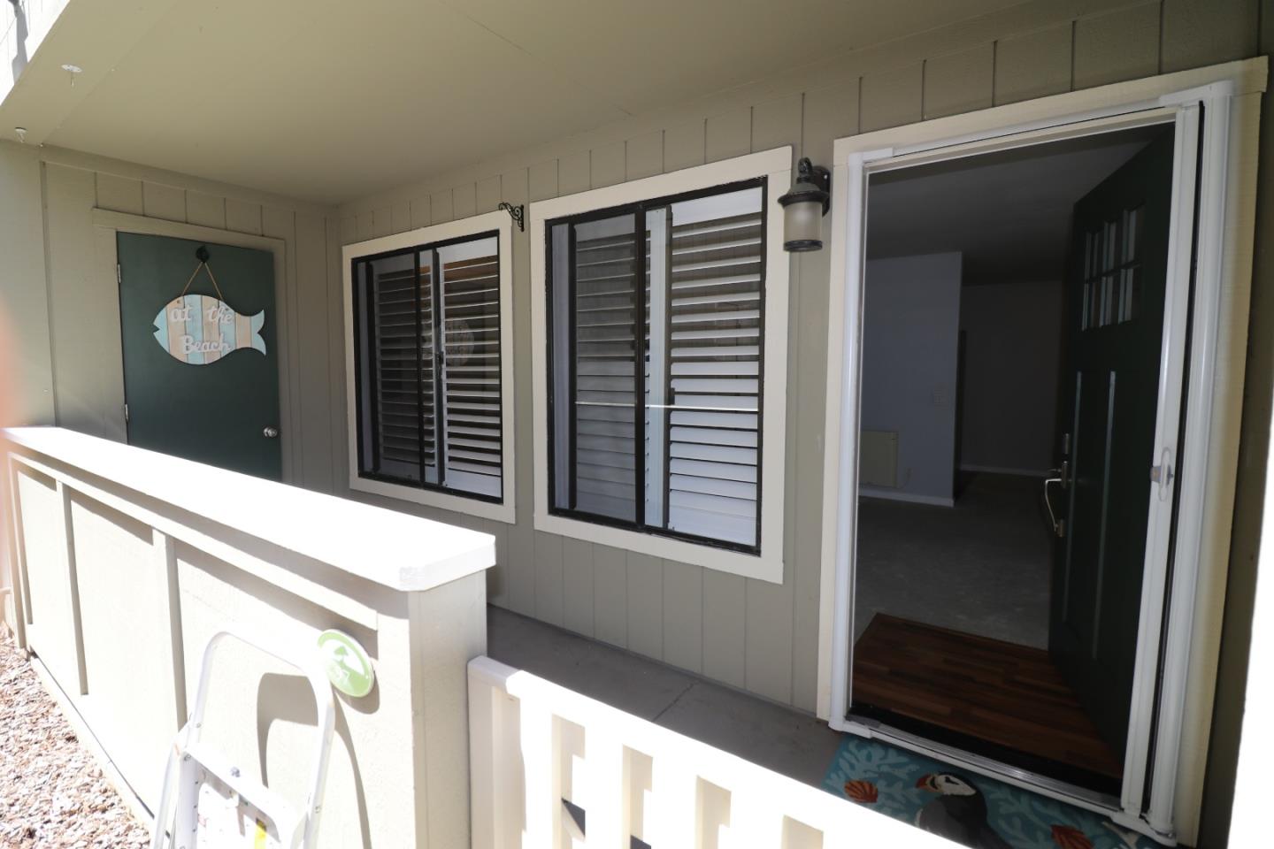 Detail Gallery Image 1 of 6 For 820 Casanova Ave #97,  Monterey,  CA 93940 - 1 Beds | 1 Baths