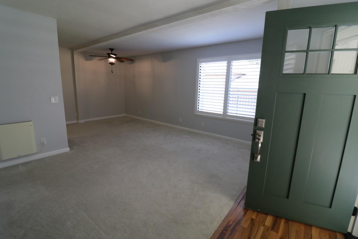 Detail Gallery Image 3 of 6 For 820 Casanova Ave #97,  Monterey,  CA 93940 - 1 Beds | 1 Baths