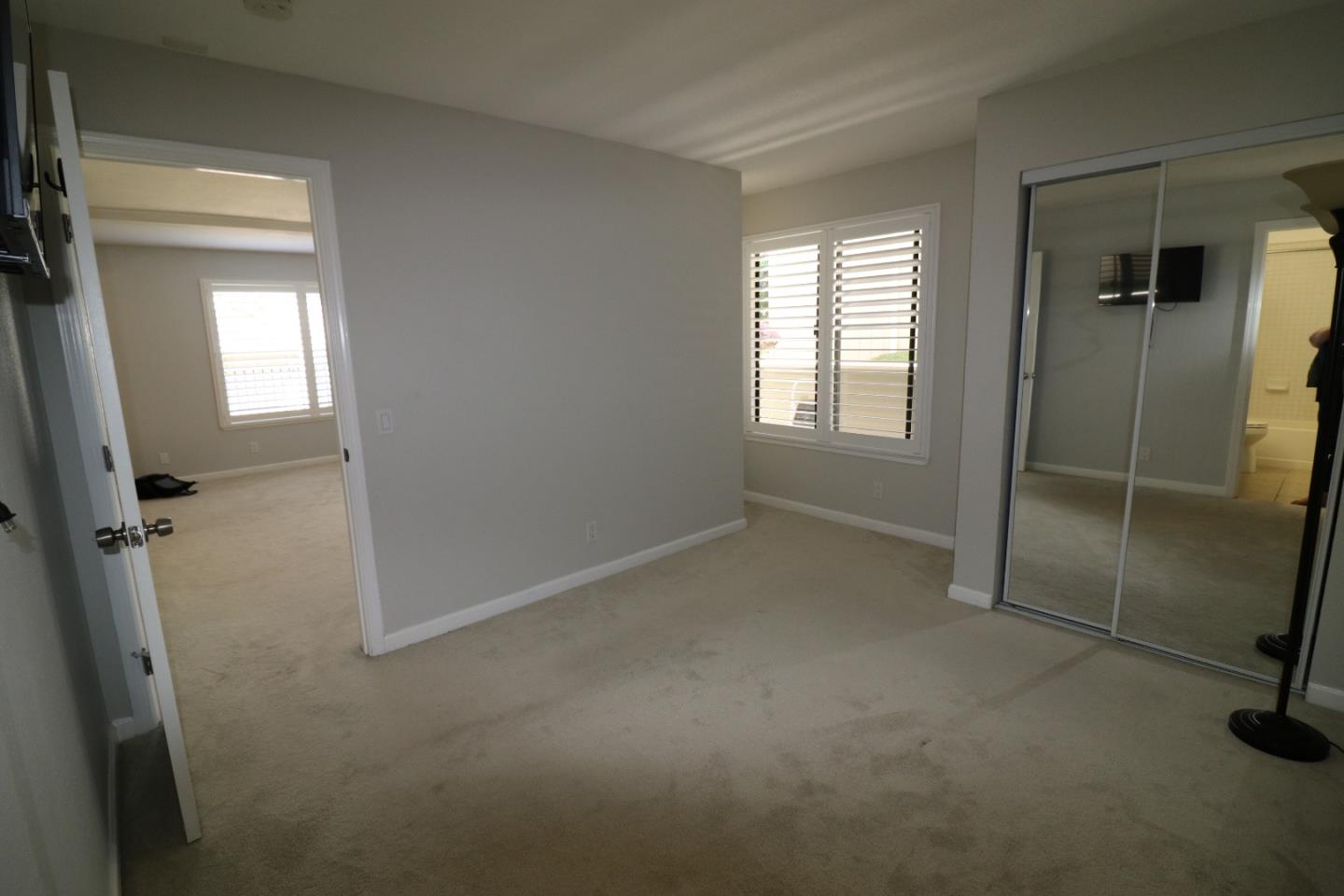 Detail Gallery Image 5 of 6 For 820 Casanova Ave #97,  Monterey,  CA 93940 - 1 Beds | 1 Baths