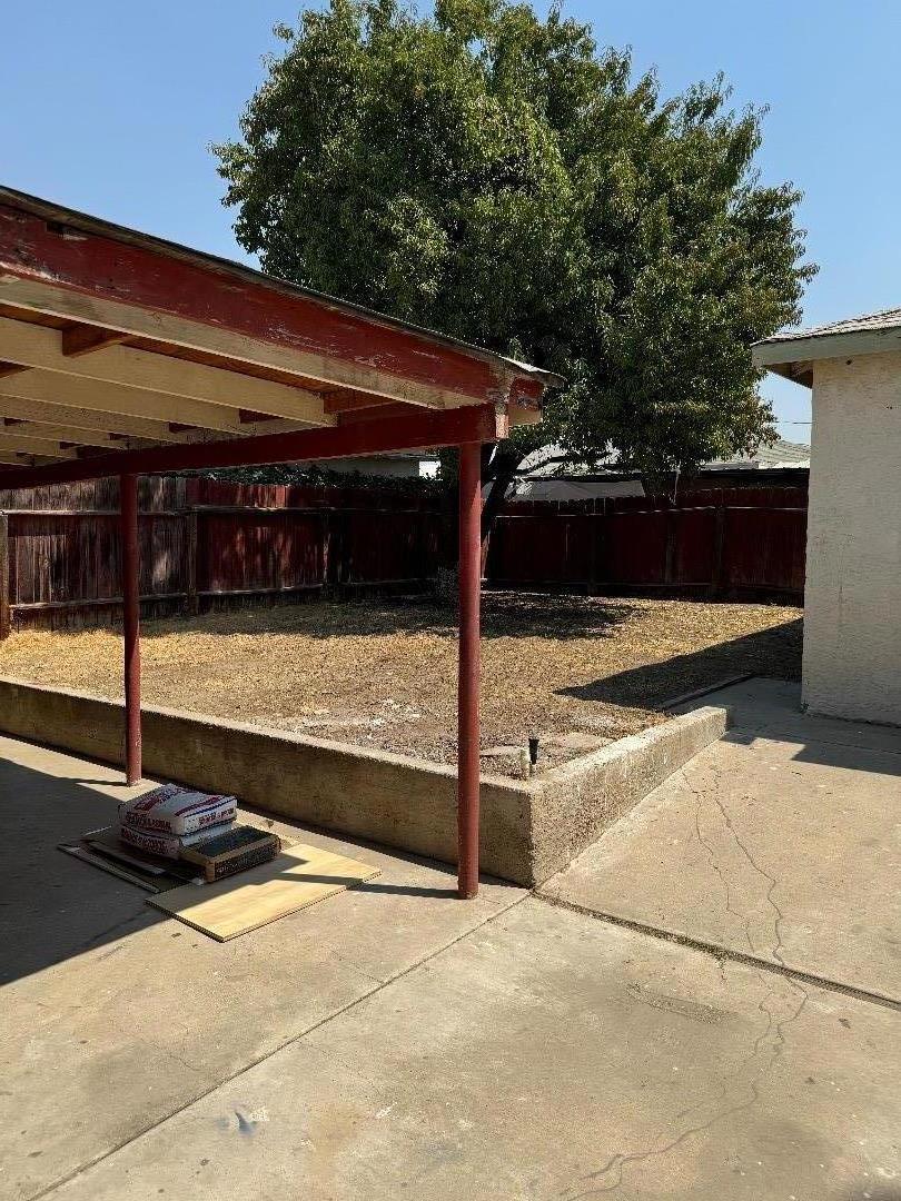 Detail Gallery Image 14 of 14 For 1323 El Serento Dr, Bakersfield,  CA 93306 - 3 Beds | 1 Baths