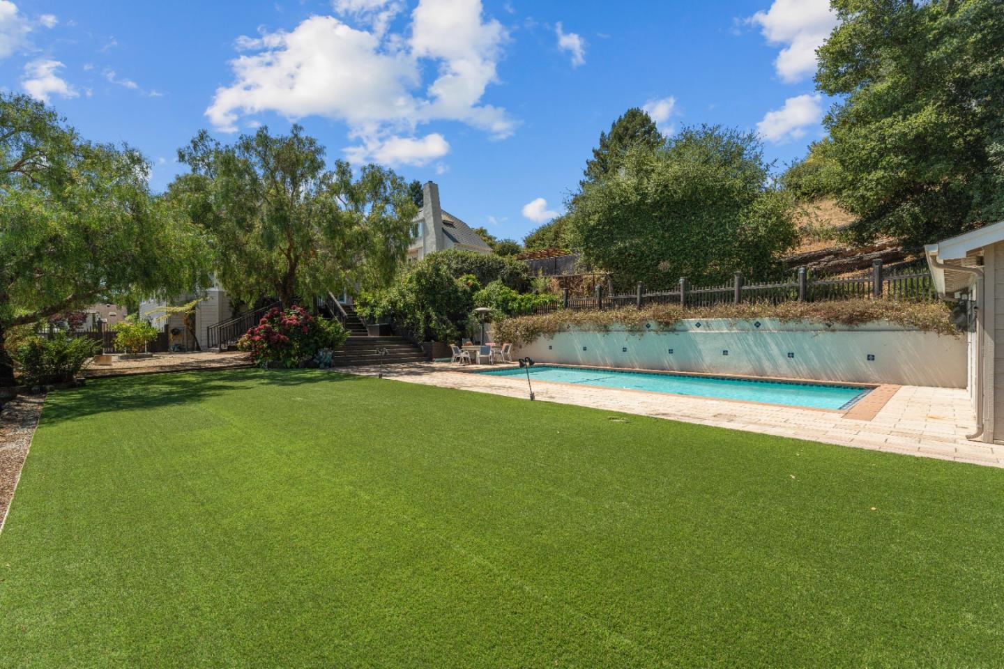 Detail Gallery Image 33 of 41 For 109 Esmeralda Ct, Santa Cruz,  CA 95060 - 4 Beds | 4 Baths