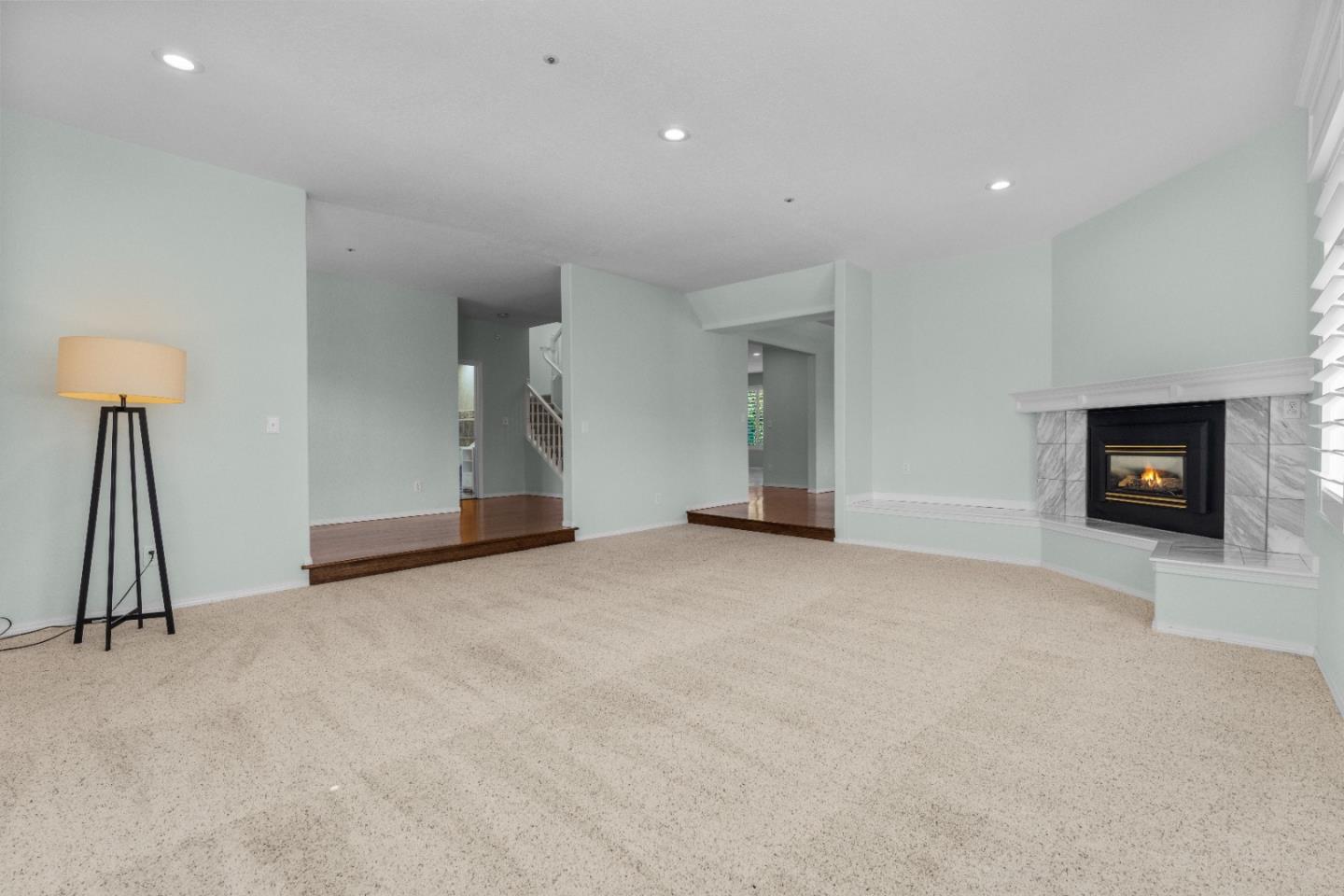 Detail Gallery Image 5 of 41 For 109 Esmeralda Ct, Santa Cruz,  CA 95060 - 4 Beds | 4 Baths