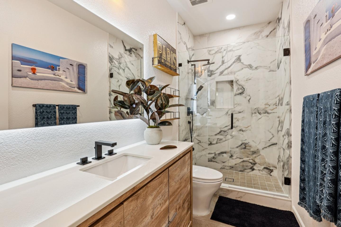 Detail Gallery Image 26 of 61 For 6264 Rocky Point Ct, Oakland,  CA 94605 - 4 Beds | 3 Baths