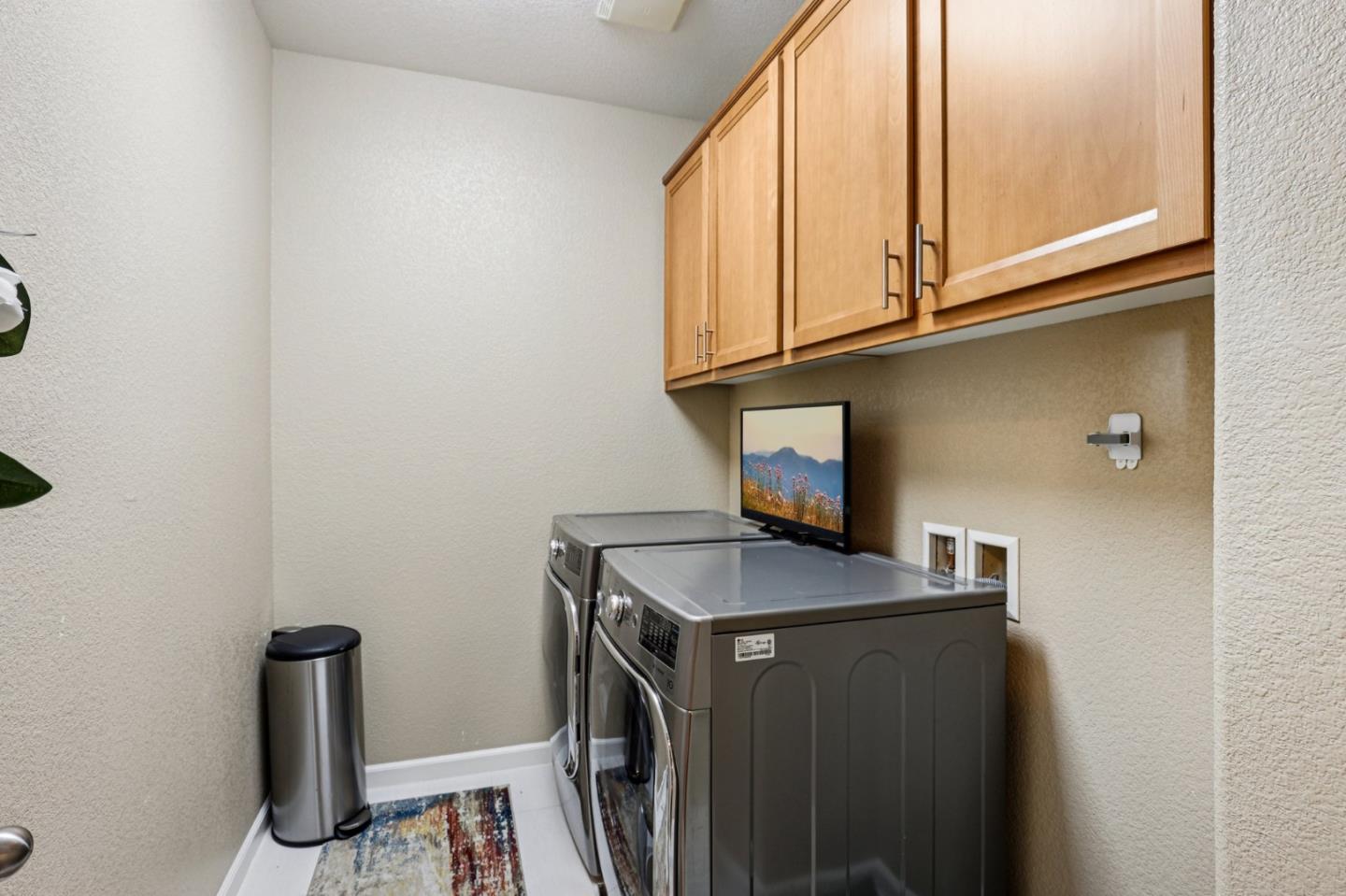Detail Gallery Image 27 of 61 For 6264 Rocky Point Ct, Oakland,  CA 94605 - 4 Beds | 3 Baths