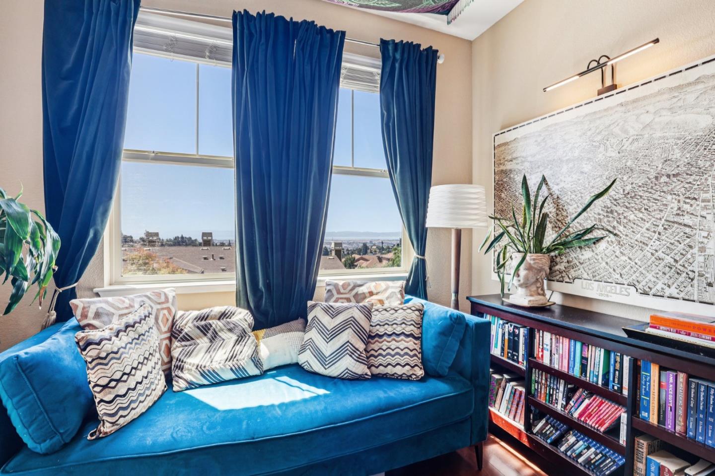 Detail Gallery Image 31 of 61 For 6264 Rocky Point Ct, Oakland,  CA 94605 - 4 Beds | 3 Baths