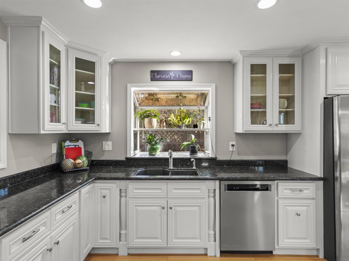 Detail Gallery Image 15 of 56 For 7330 Wren Ave, Gilroy,  CA 95020 - 4 Beds | 2 Baths