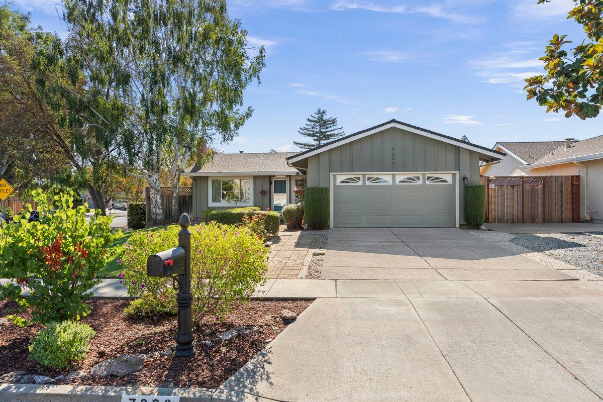 Detail Gallery Image 3 of 56 For 7330 Wren Ave, Gilroy,  CA 95020 - 4 Beds | 2 Baths