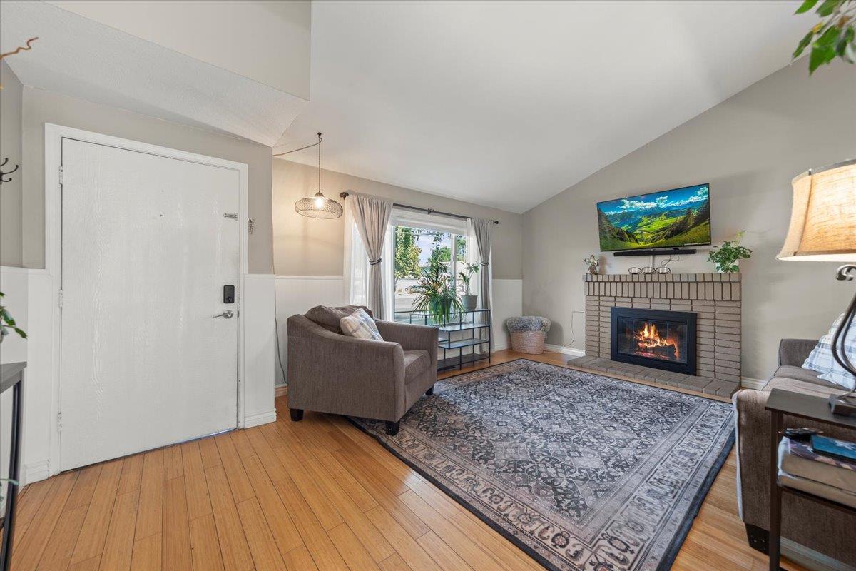 Detail Gallery Image 6 of 56 For 7330 Wren Ave, Gilroy,  CA 95020 - 4 Beds | 2 Baths