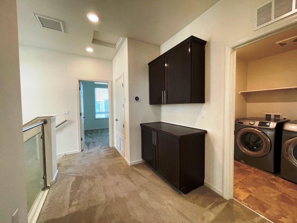 Detail Gallery Image 16 of 29 For 168 Llano De Los Robles Ave, San Jose,  CA 95136 - 4 Beds | 3/1 Baths