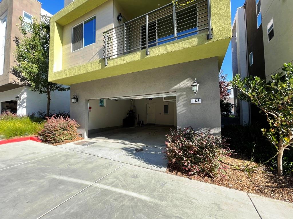 Detail Gallery Image 23 of 29 For 168 Llano De Los Robles Ave, San Jose,  CA 95136 - 4 Beds | 3/1 Baths