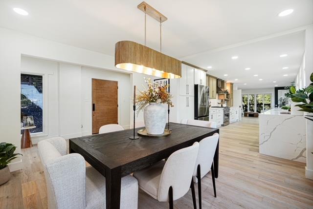 Detail Gallery Image 10 of 47 For 4346 Short Hill Rd, Oakland,  CA 94605 - 5 Beds | 4/1 Baths