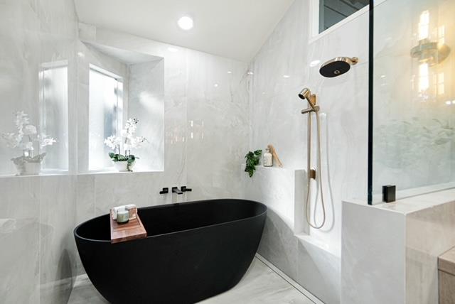 Detail Gallery Image 16 of 47 For 4346 Short Hill Rd, Oakland,  CA 94605 - 5 Beds | 4/1 Baths