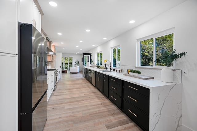 Detail Gallery Image 20 of 47 For 4346 Short Hill Rd, Oakland,  CA 94605 - 5 Beds | 4/1 Baths