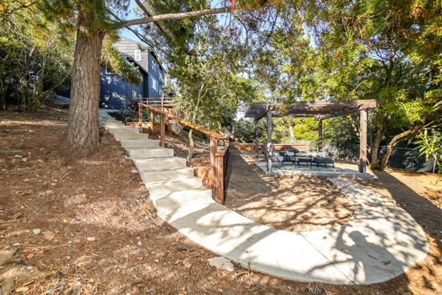 Detail Gallery Image 40 of 47 For 4346 Short Hill Rd, Oakland,  CA 94605 - 5 Beds | 4/1 Baths