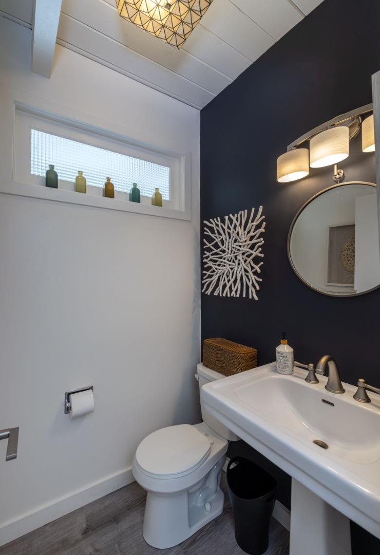 Detail Gallery Image 12 of 44 For 218 Moosehead Dr, Aptos,  CA 95003 - 4 Beds | 2/1 Baths