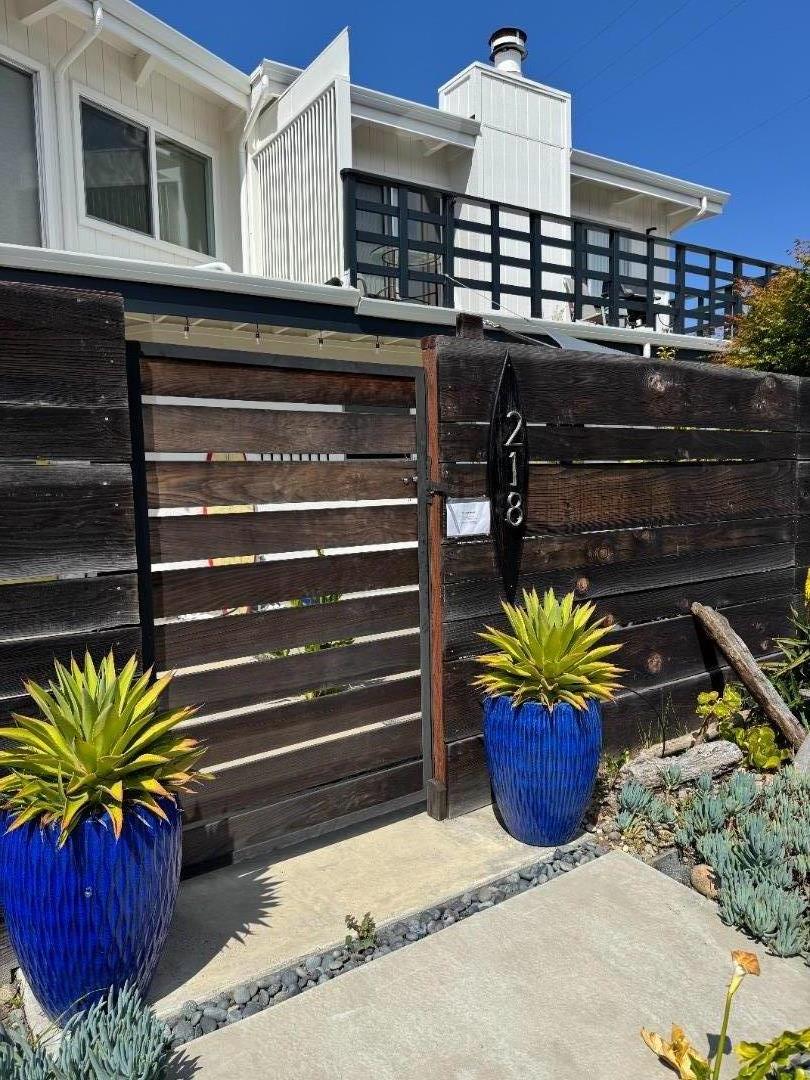 Detail Gallery Image 5 of 44 For 218 Moosehead Dr, Aptos,  CA 95003 - 4 Beds | 2/1 Baths