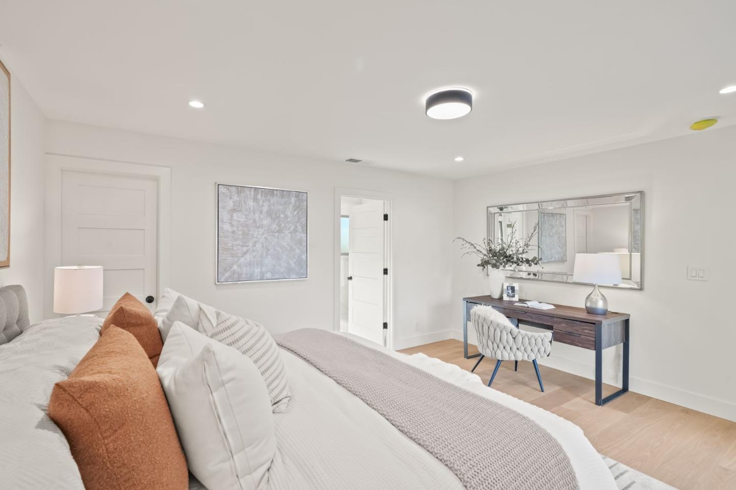 Detail Gallery Image 22 of 31 For 2047 Ashton Ave, Menlo Park,  CA 94025 - 3 Beds | 2 Baths