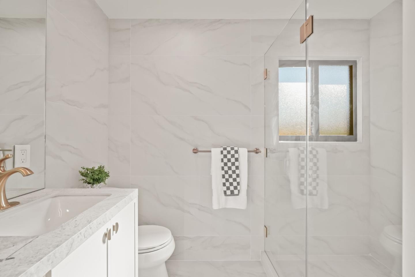 Detail Gallery Image 25 of 31 For 2047 Ashton Ave, Menlo Park,  CA 94025 - 3 Beds | 2 Baths