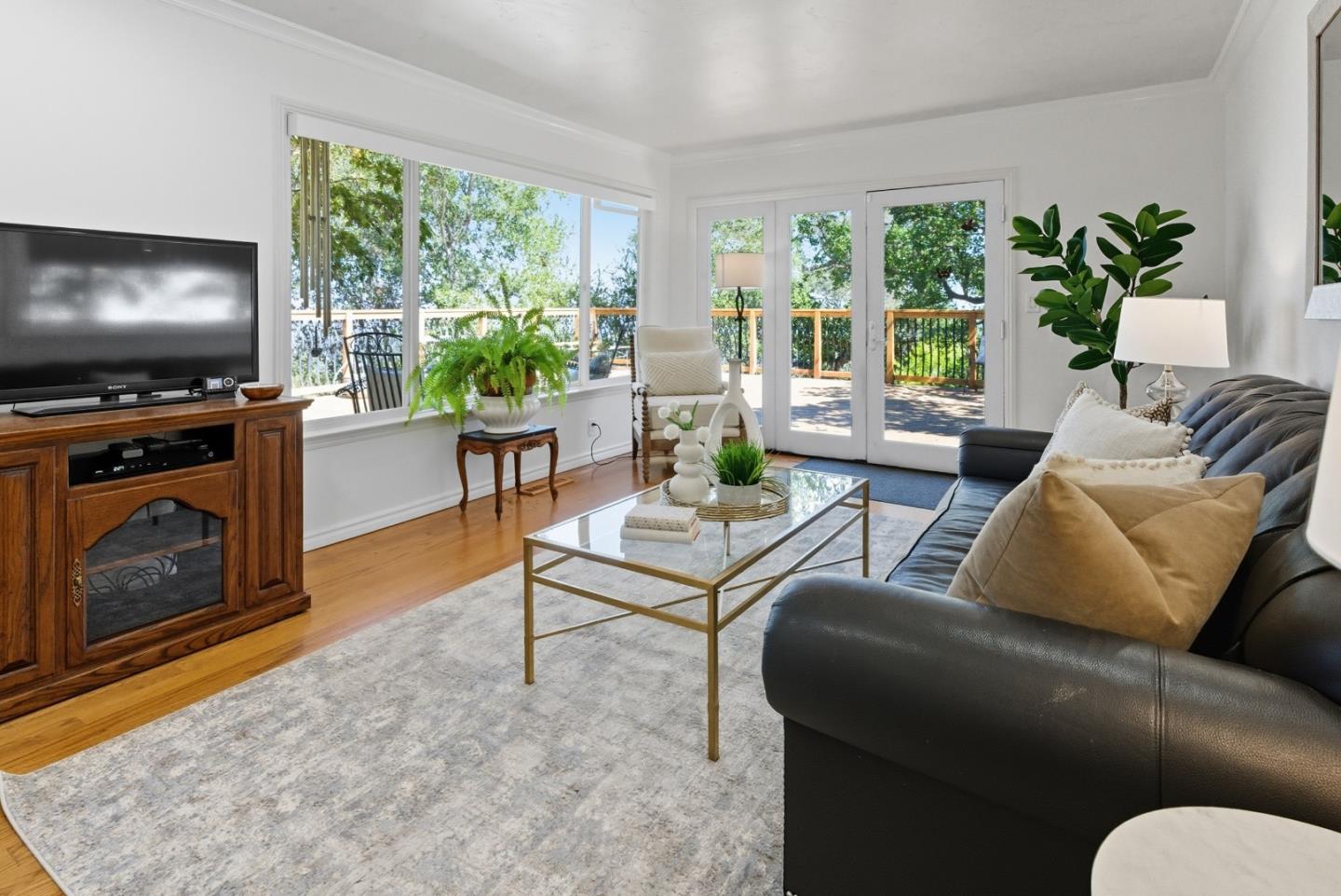 Detail Gallery Image 7 of 44 For 21160 Canyon View Dr, Saratoga,  CA 95070 - 3 Beds | 2/1 Baths