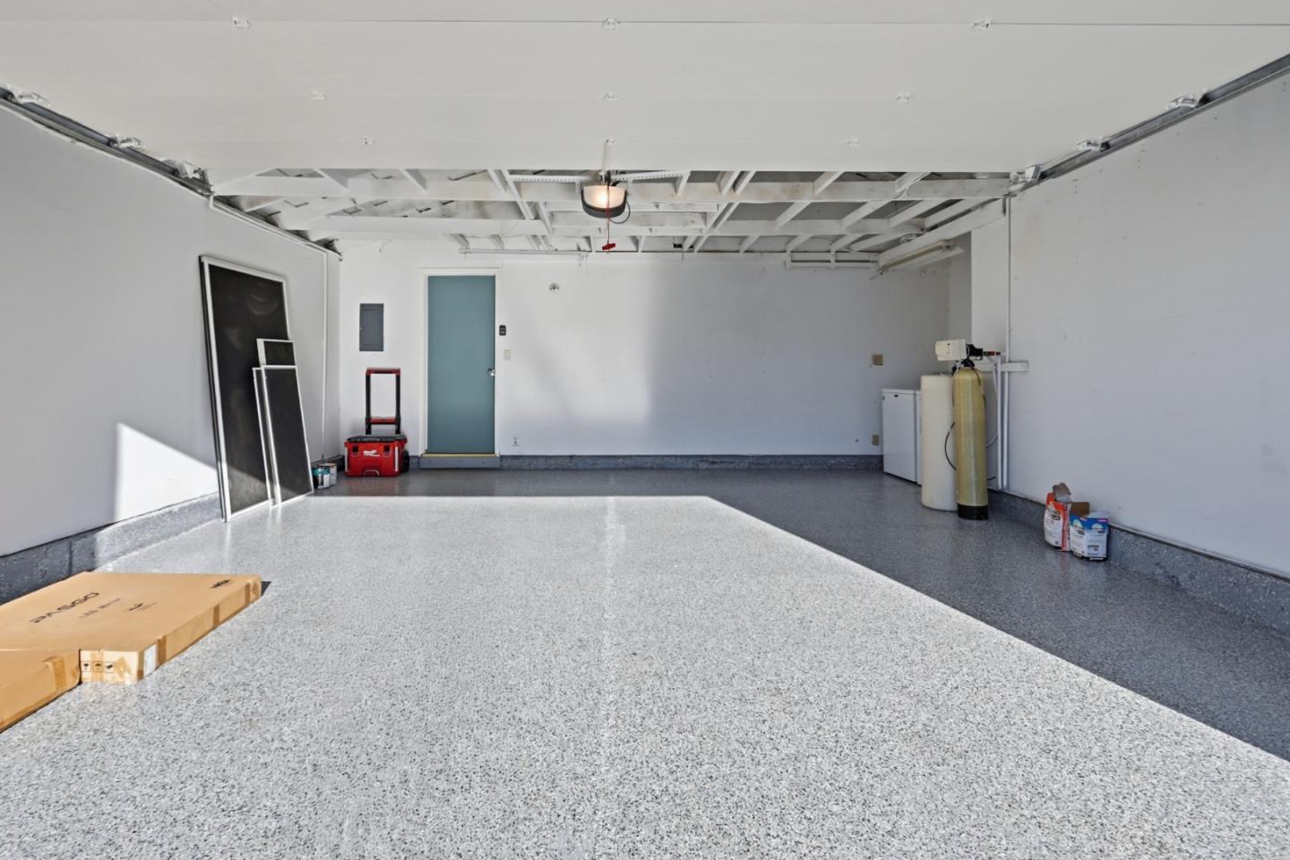 Detail Gallery Image 29 of 33 For 1189 Oakview Rd, San Jose,  CA 95121 - 2 Beds | 2 Baths